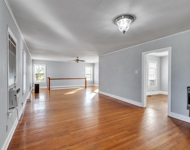 5019 Avenue M 1/2 - Photo Thumbnail 20