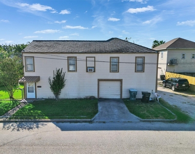 5019 Avenue M 1/2 - Photo Thumbnail 9