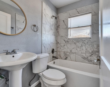 5019 Avenue M 1/2 - Photo Thumbnail 32