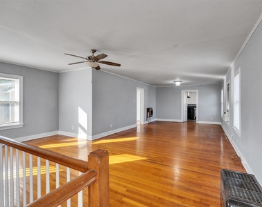 5019 Avenue M 1/2 - Photo Thumbnail 17