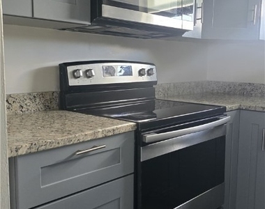 4952 Vincennes Street - Photo Thumbnail 7
