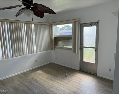 738 Joel Boulevard - Photo Thumbnail 5