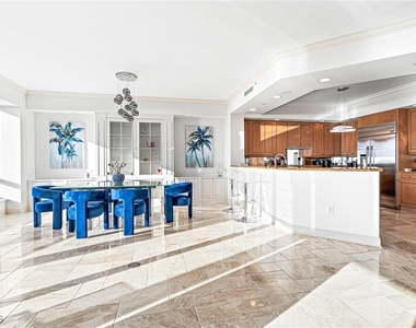 23750 Via Trevi Way - Photo Thumbnail 25