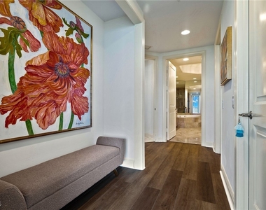 23750 Via Trevi Way - Photo Thumbnail 6