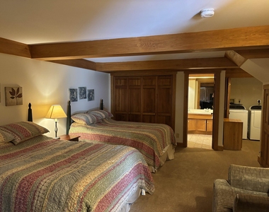 234 Mountain Glen - Photo Thumbnail 1
