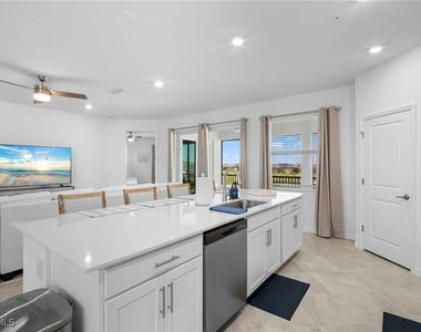 15158 Bluffton Lane - Photo Thumbnail 20