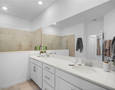 15158 Bluffton Lane - Photo Thumbnail 32