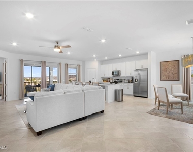 15158 Bluffton Lane - Photo Thumbnail 6