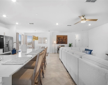 15158 Bluffton Lane - Photo Thumbnail 13