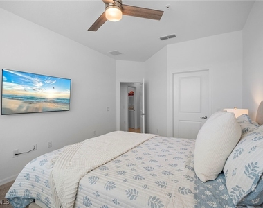 15158 Bluffton Lane - Photo Thumbnail 39
