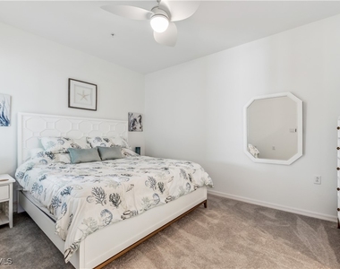 43060 Greenway Boulevard - Photo Thumbnail 10