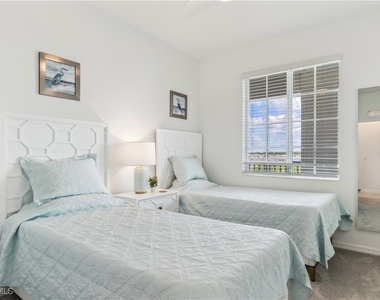 43060 Greenway Boulevard - Photo Thumbnail 7