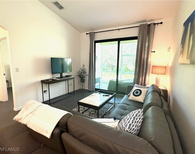 7790 Woodbrook Circle - Photo Thumbnail 13