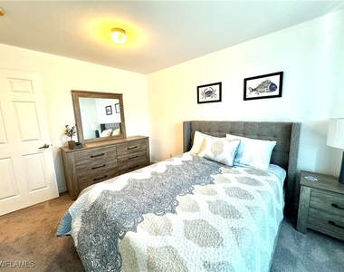 7790 Woodbrook Circle - Photo Thumbnail 7