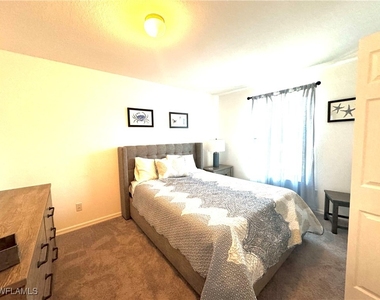 7790 Woodbrook Circle - Photo Thumbnail 6