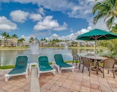 1240 Wildwood Lakes Boulevard - Photo Thumbnail 4