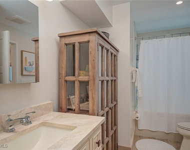 577 98th Avenue N - Photo Thumbnail 14