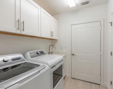 16352 Viansa Way - Photo Thumbnail 21