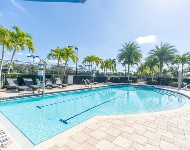 16352 Viansa Way - Photo Thumbnail 29