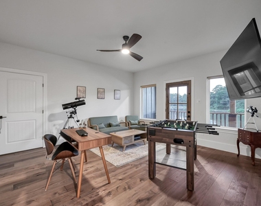 15937 Stagecoach Road - Photo Thumbnail 34