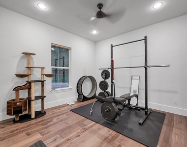 15937 Stagecoach Road - Photo Thumbnail 31