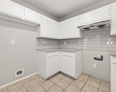 8617 Mapletwist Street - Photo Thumbnail 18