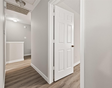 8617 Mapletwist Street - Photo Thumbnail 22
