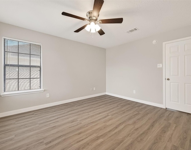 8617 Mapletwist Street - Photo Thumbnail 34