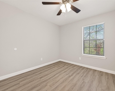 8617 Mapletwist Street - Photo Thumbnail 28