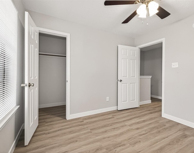 8617 Mapletwist Street - Photo Thumbnail 25