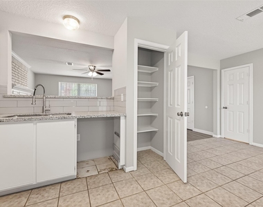 8617 Mapletwist Street - Photo Thumbnail 17