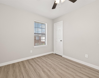 8617 Mapletwist Street - Photo Thumbnail 26