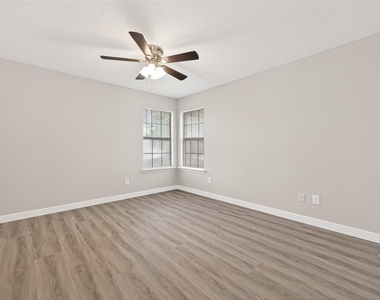 8617 Mapletwist Street - Photo Thumbnail 31