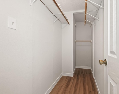 8617 Mapletwist Street - Photo Thumbnail 35