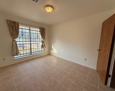 7325 Ley Road - Photo Thumbnail 7