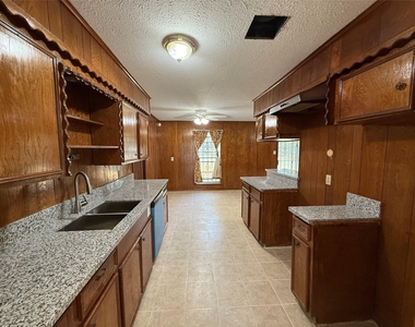 7325 Ley Road - Photo Thumbnail 8