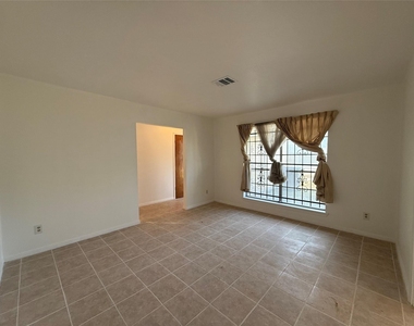 7325 Ley Road - Photo Thumbnail 6