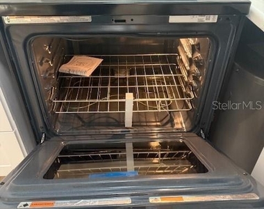4605 N Hubert Avenue - Photo Thumbnail 6