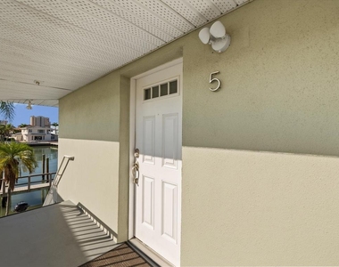 185 Brightwater Drive - Photo Thumbnail 2