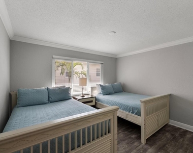 185 Brightwater Drive - Photo Thumbnail 10