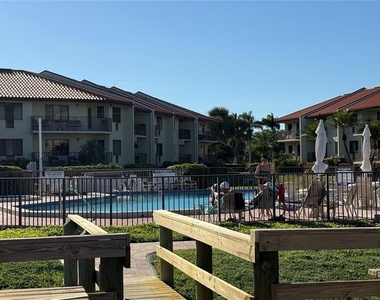 1515 Pinellas Bayway S - Photo Thumbnail 14