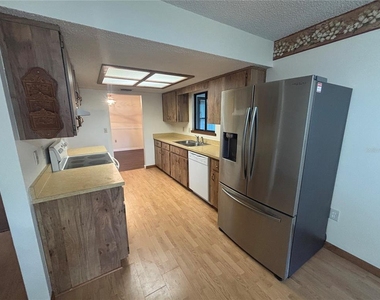 10211 Sw 93rd Court - Photo Thumbnail 2