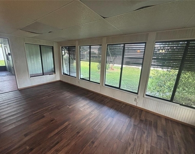 10211 Sw 93rd Court - Photo Thumbnail 8