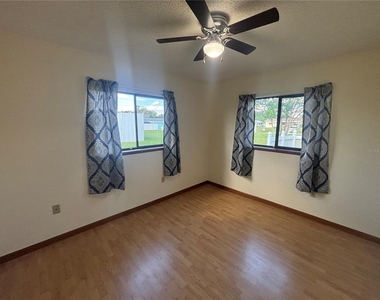 10211 Sw 93rd Court - Photo Thumbnail 10