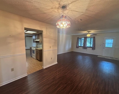 10211 Sw 93rd Court - Photo Thumbnail 3