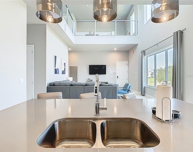 7740 Sandy Ridge Drive - Photo Thumbnail 12