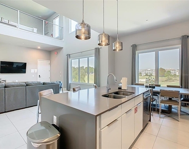 7740 Sandy Ridge Drive - Photo Thumbnail 14