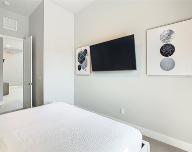 7740 Sandy Ridge Drive - Photo Thumbnail 33