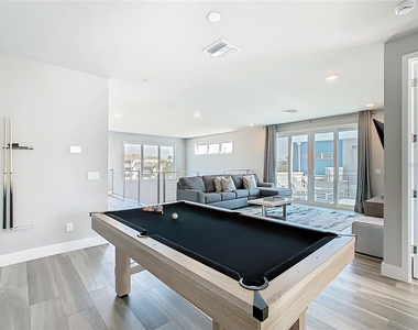 7740 Sandy Ridge Drive - Photo Thumbnail 24