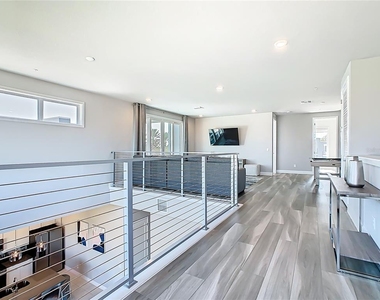 7740 Sandy Ridge Drive - Photo Thumbnail 18